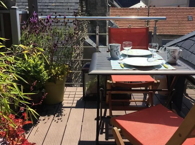 Duplex 52m2 Hyper Centre, Petite Terrasse Exposee Sud Апартаменты *